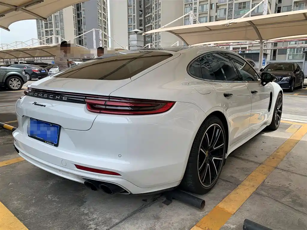 Porsche Panamera 2019 — фото 3