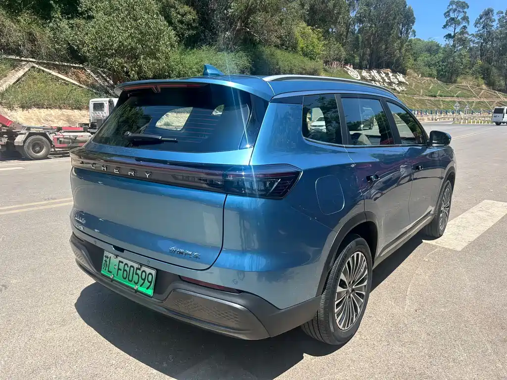 Chery Tiggo 8 PLUS C-DM 2025 — фото 9