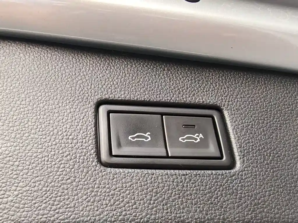 Volkswagen Tiguan L 2019 — фото 10