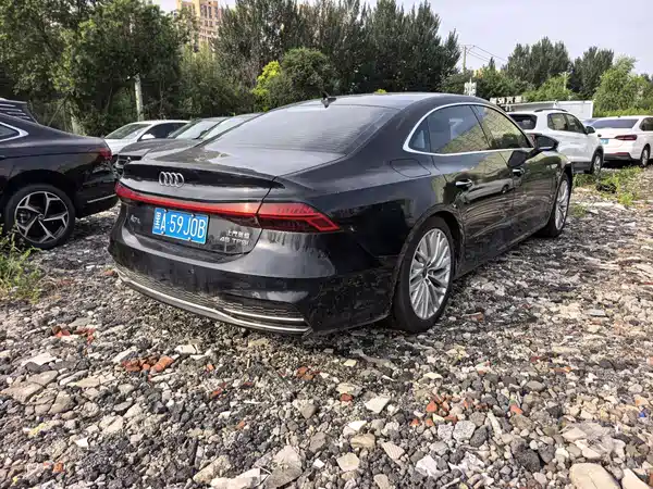 Audi A7L 2024