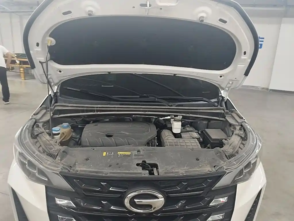 GAC Trumpchi M6 2021 — фото 20