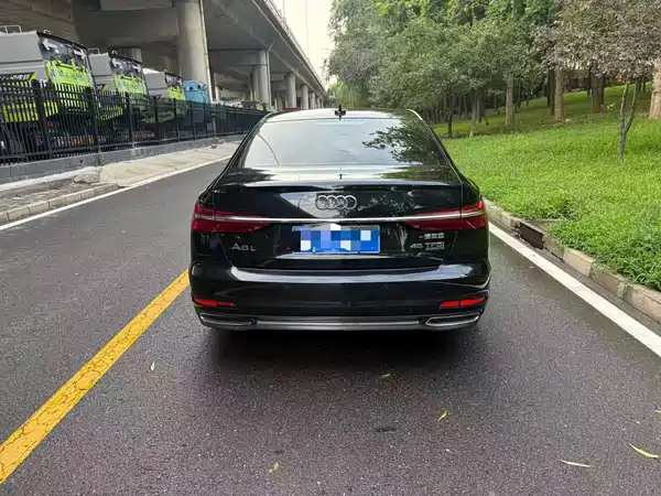 Audi A6L 2021