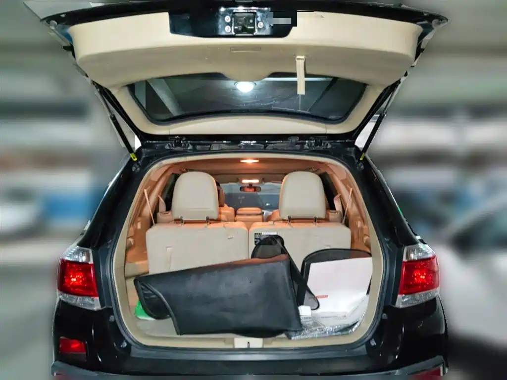 Toyota Highlander 2014 — фото 10
