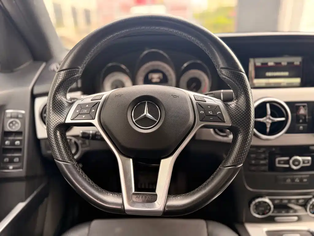 Mercedes-Benz GLK-Class 2015 — фото 19