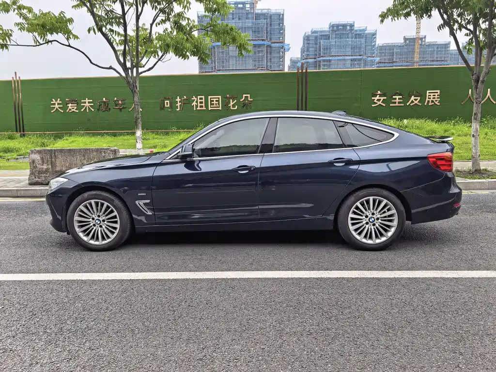 BMW 3 Series GT 2016 — фото 16