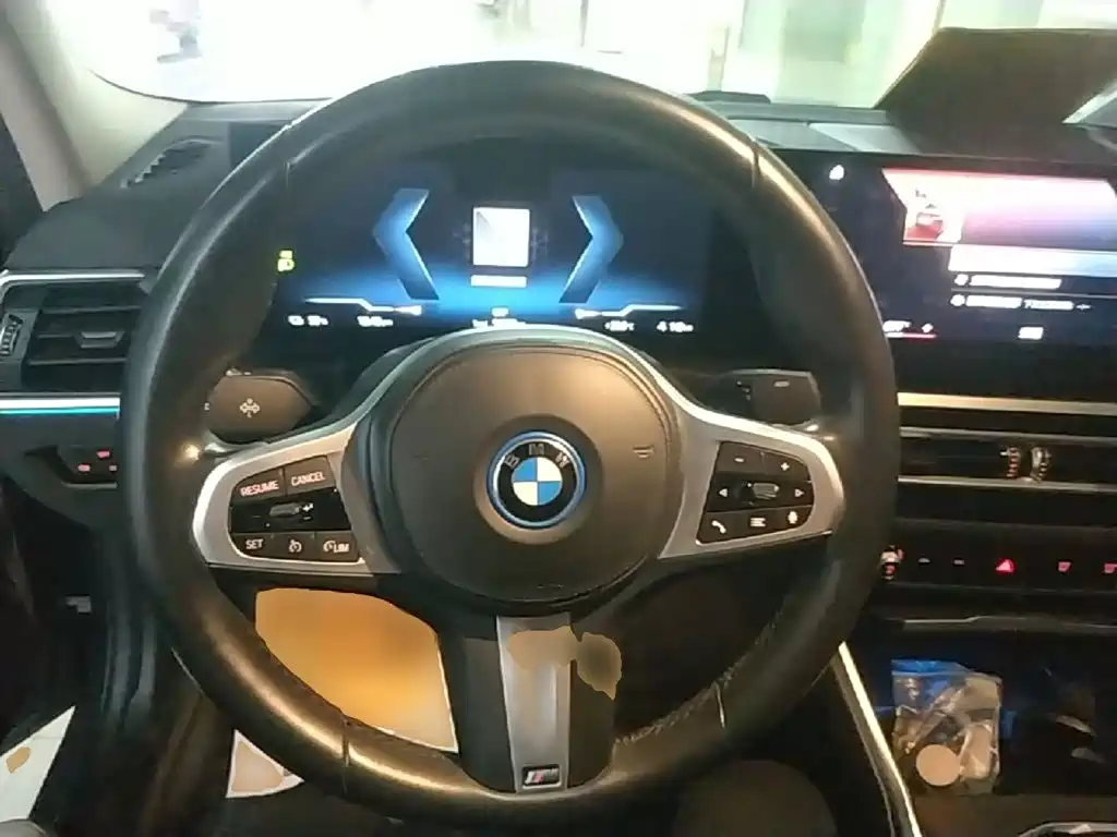 BMW i3 2023 — фото 11