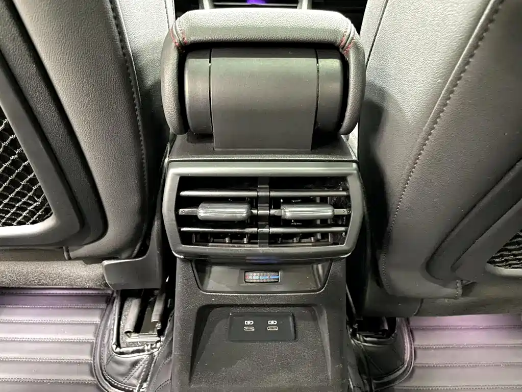Audi A3 2023 — фото 11
