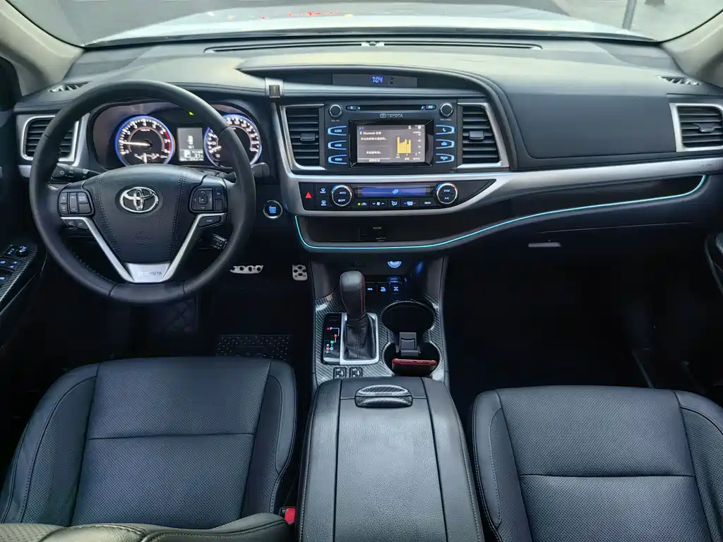 Toyota Highlander 2016 — фото 14