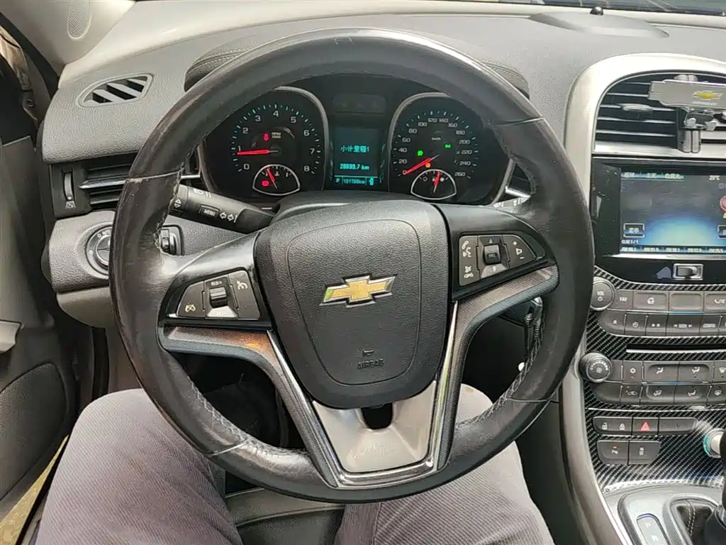 Chevrolet Malibu 2014 — фото 10