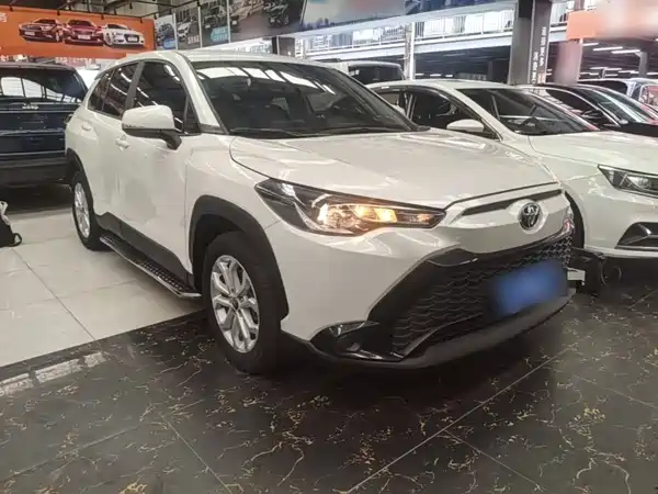 Toyota Frontlander 2024