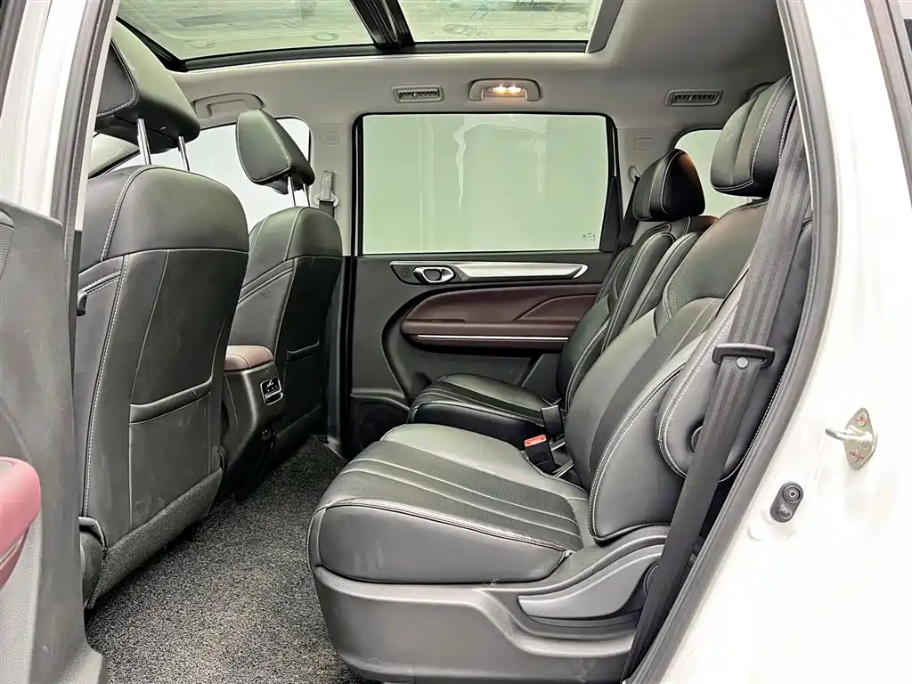 GAC Trumpchi M6 2023 — фото 16