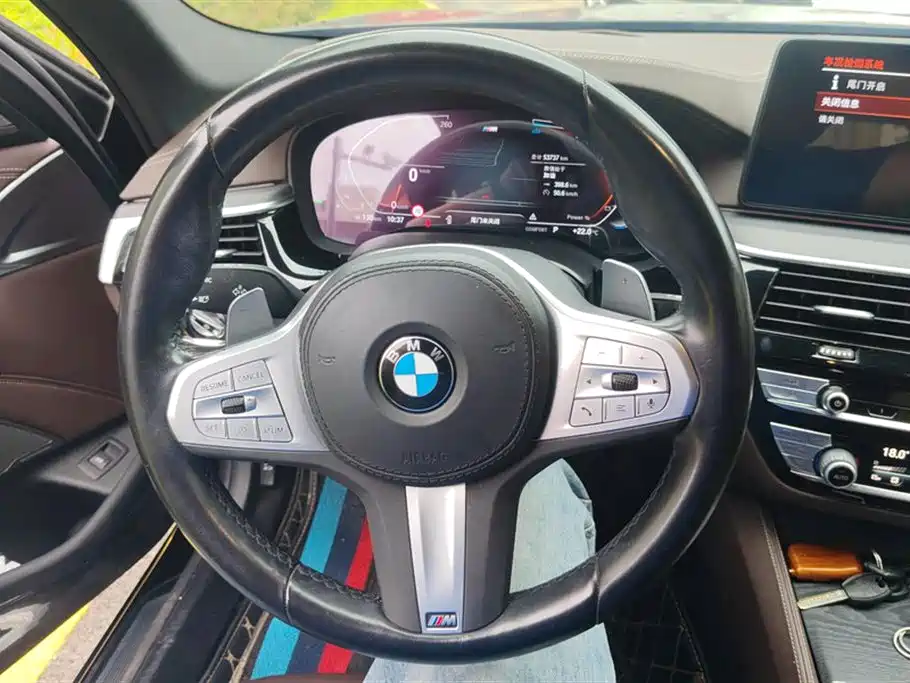 BMW 5 Series 2023 — фото 15