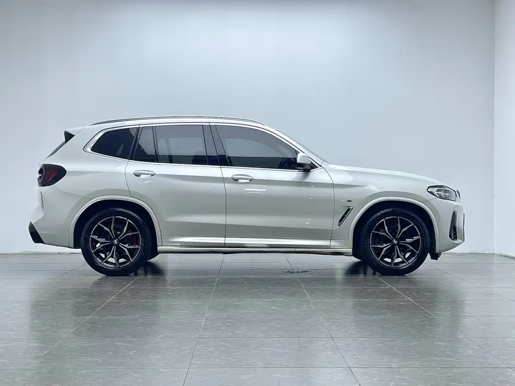 BMW X3 2022 — фото 8