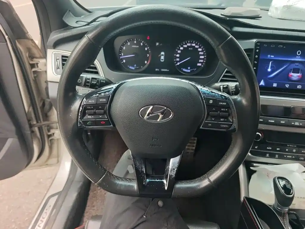 Hyundai Sonata 2015 — фото 3