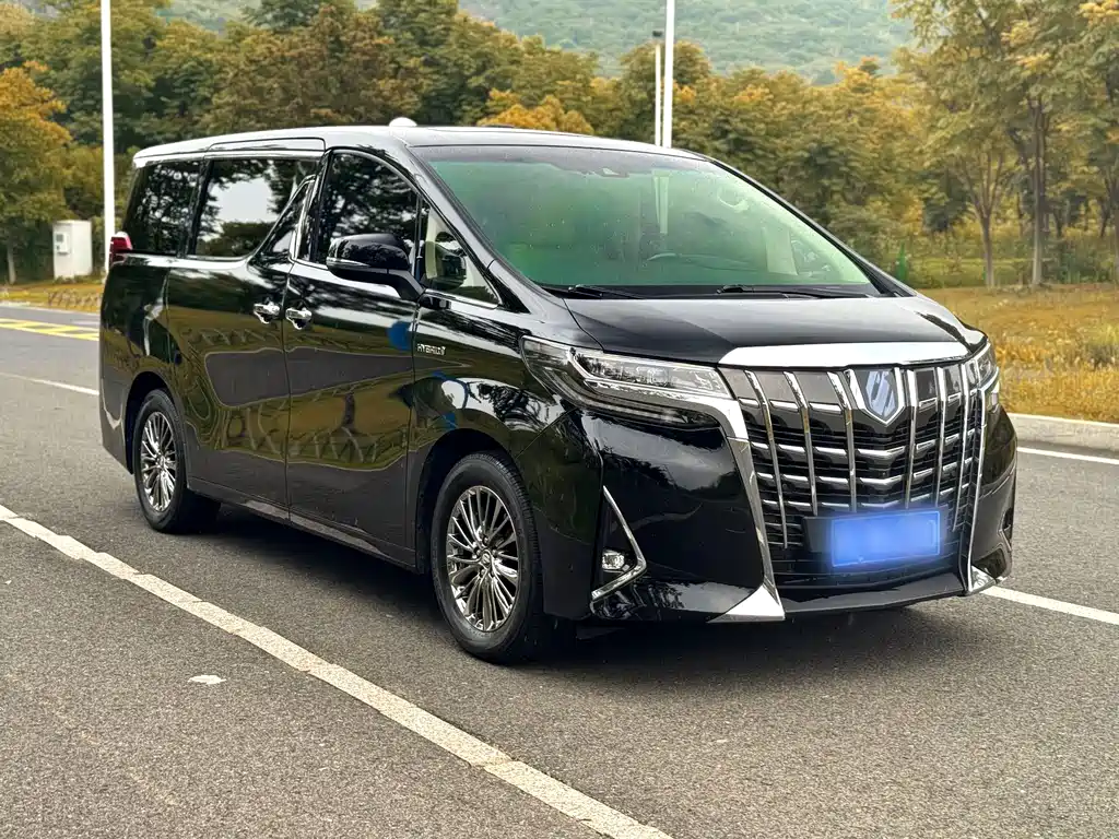 Toyota Alphard 2020 — фото 3