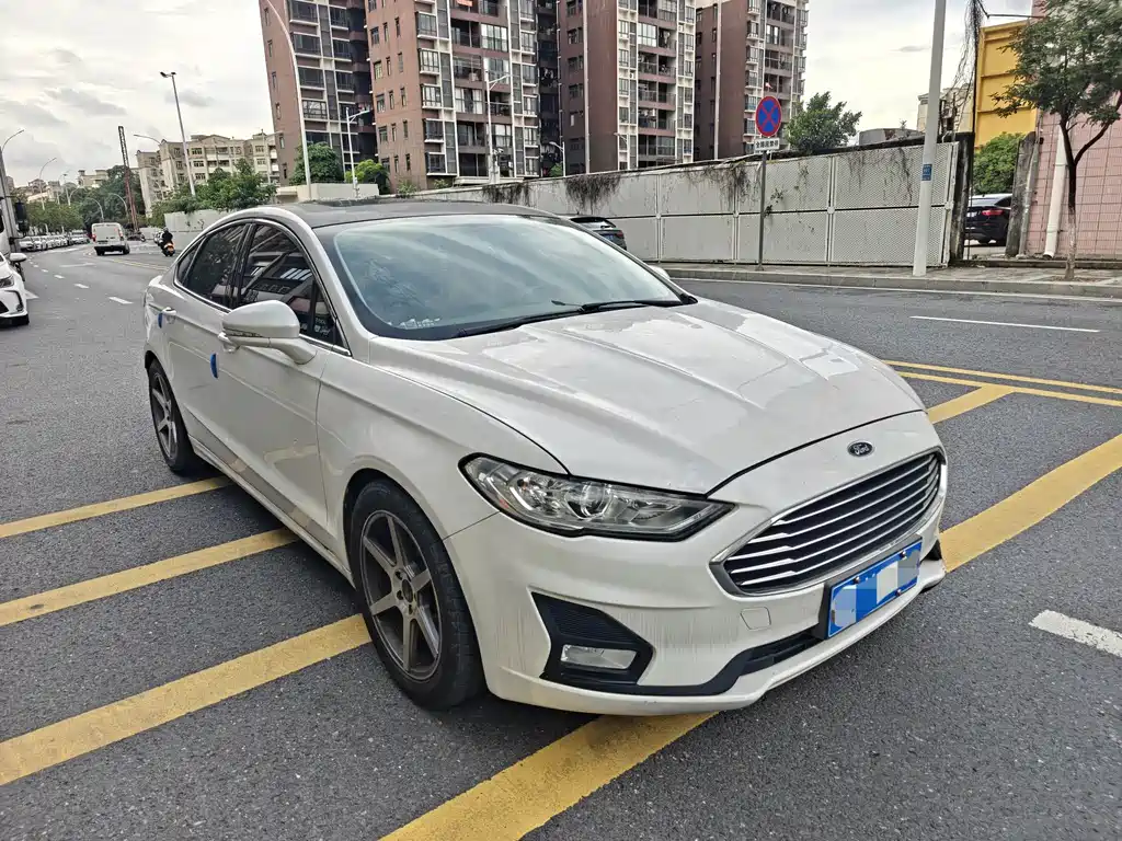Ford Mondeo 2019 — фото 2