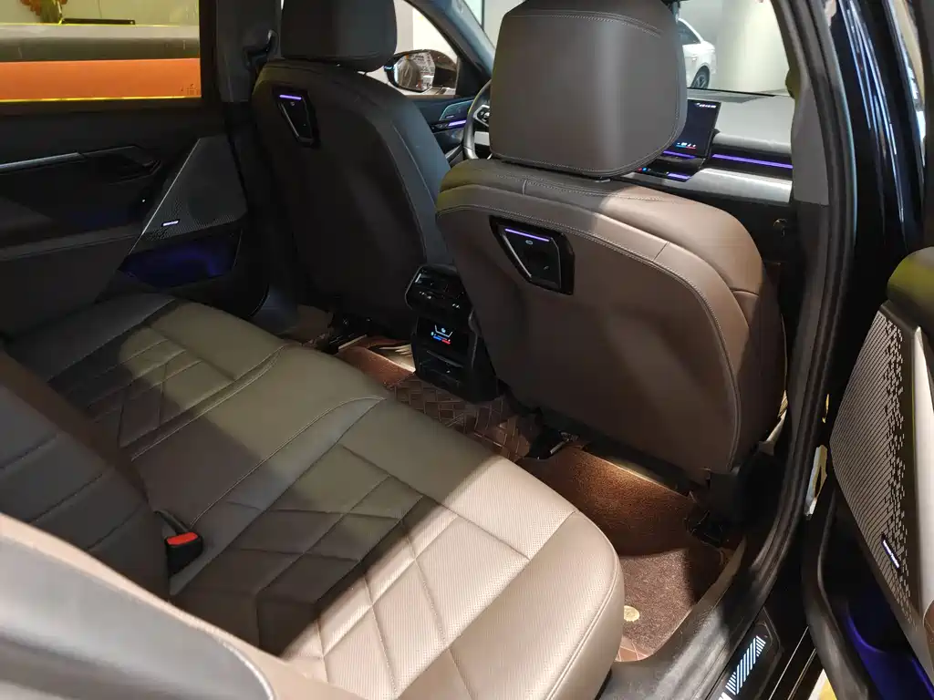 BMW 5 Series 2024