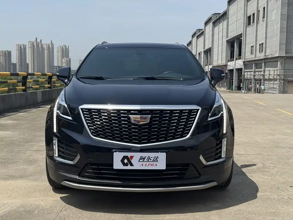 Cadillac XT5 2021 — фото 2