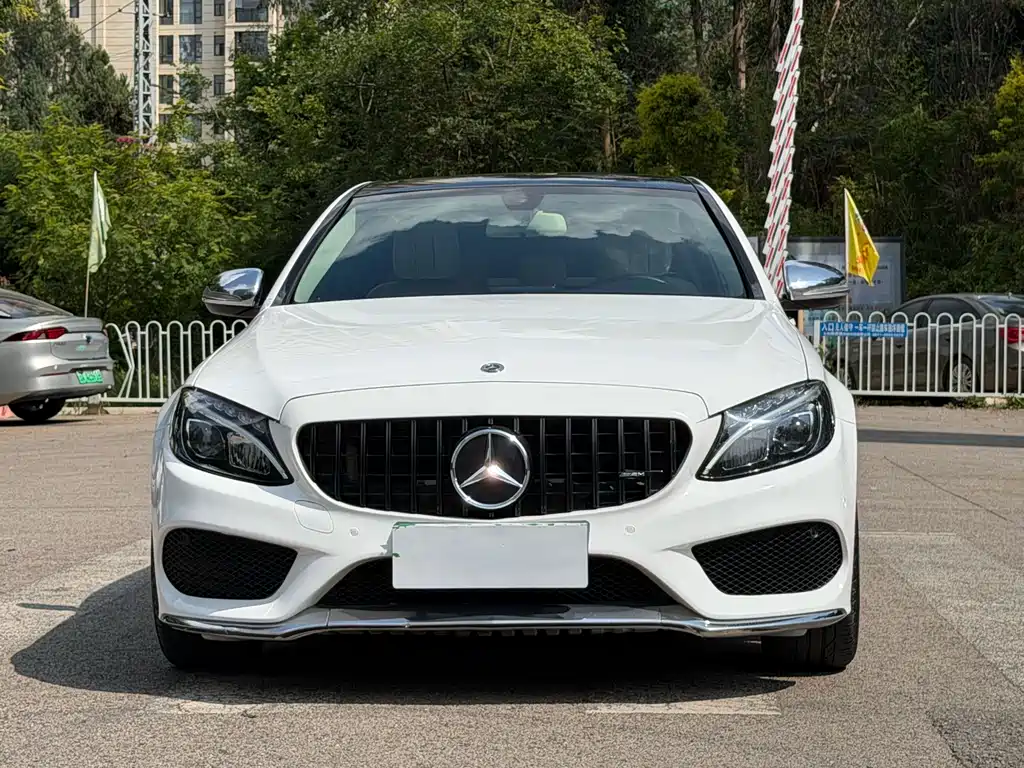 Mercedes-Benz C-Class 2020