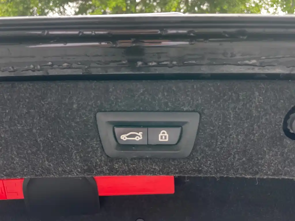 BMW 5 Series 2019 — фото 11