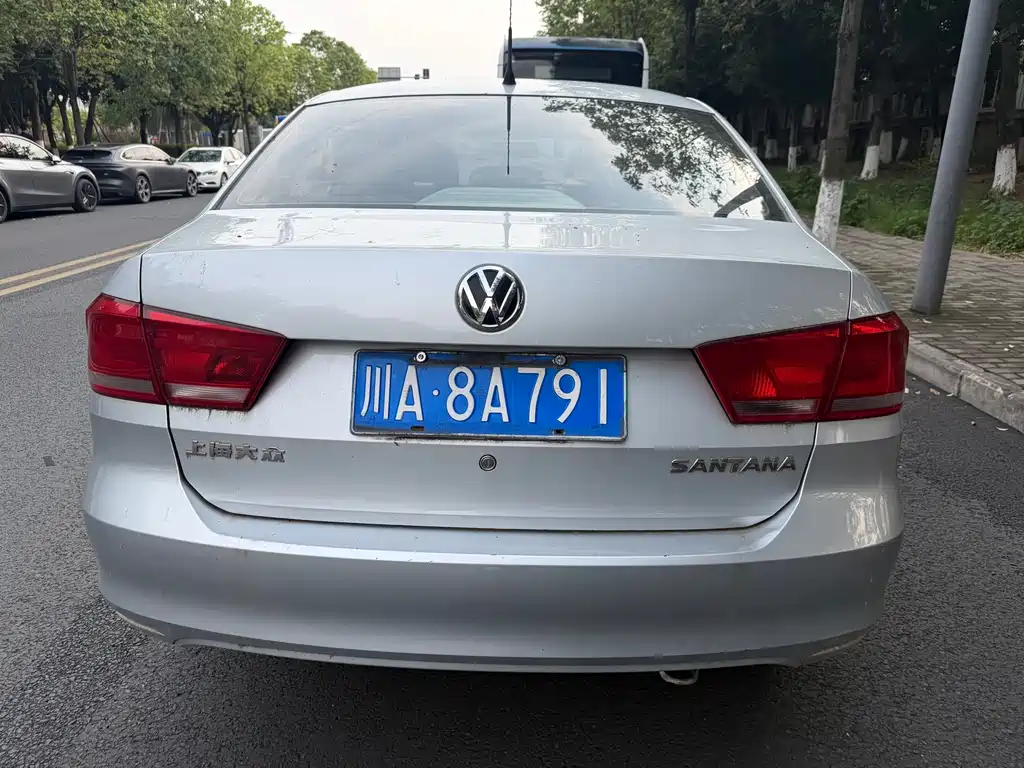 Volkswagen Santana 2013
