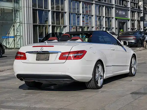 Mercedes-Benz E-Class 2012