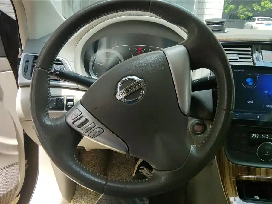 Nissan Sylphy 2016 — фото 15