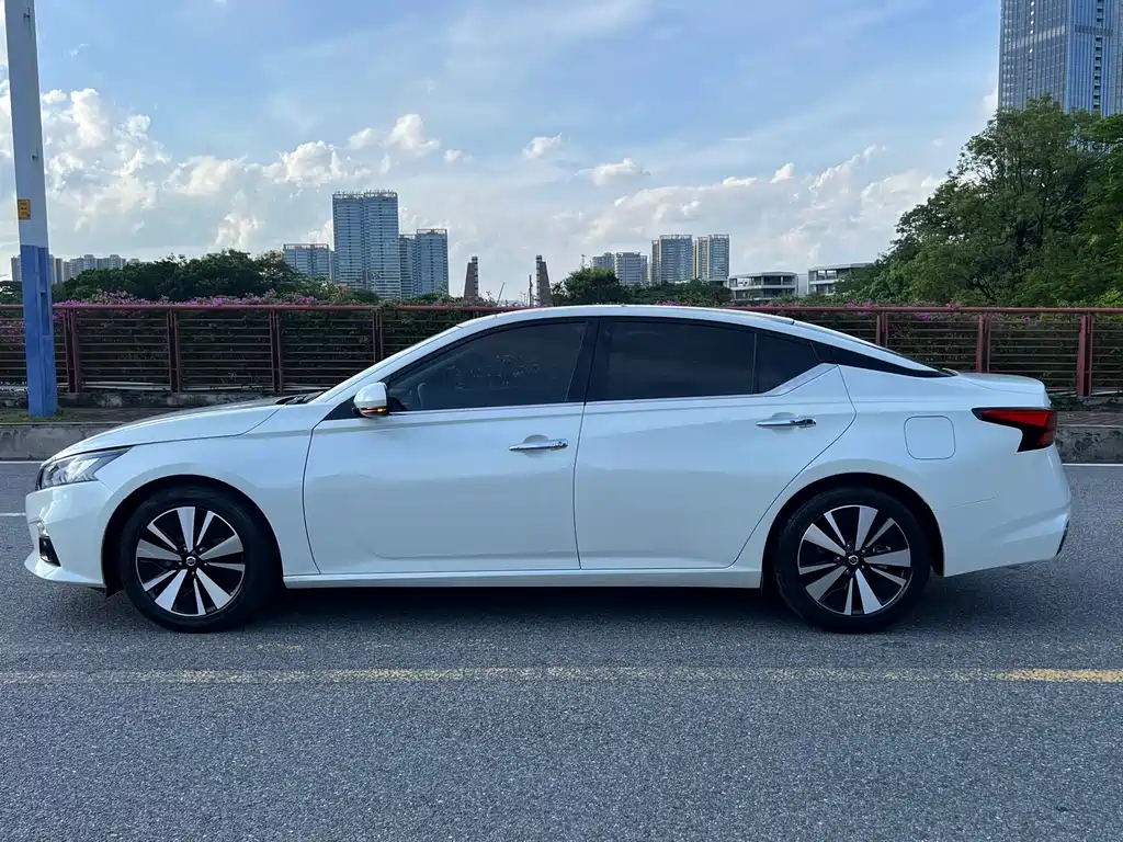 Nissan Teana 2020 — фото 4