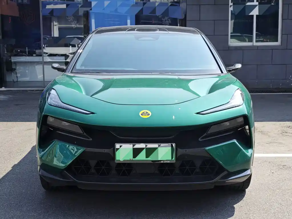 Lotus Eletre 2023