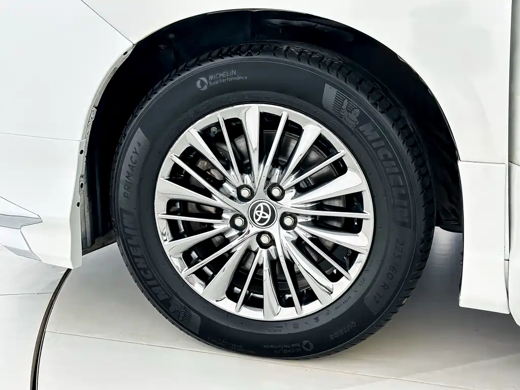 Toyota Vellfire 2021 — фото 13