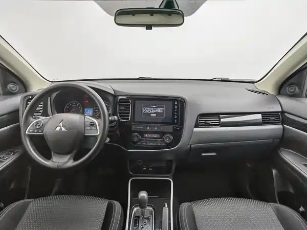 Mitsubishi Outlander 2022