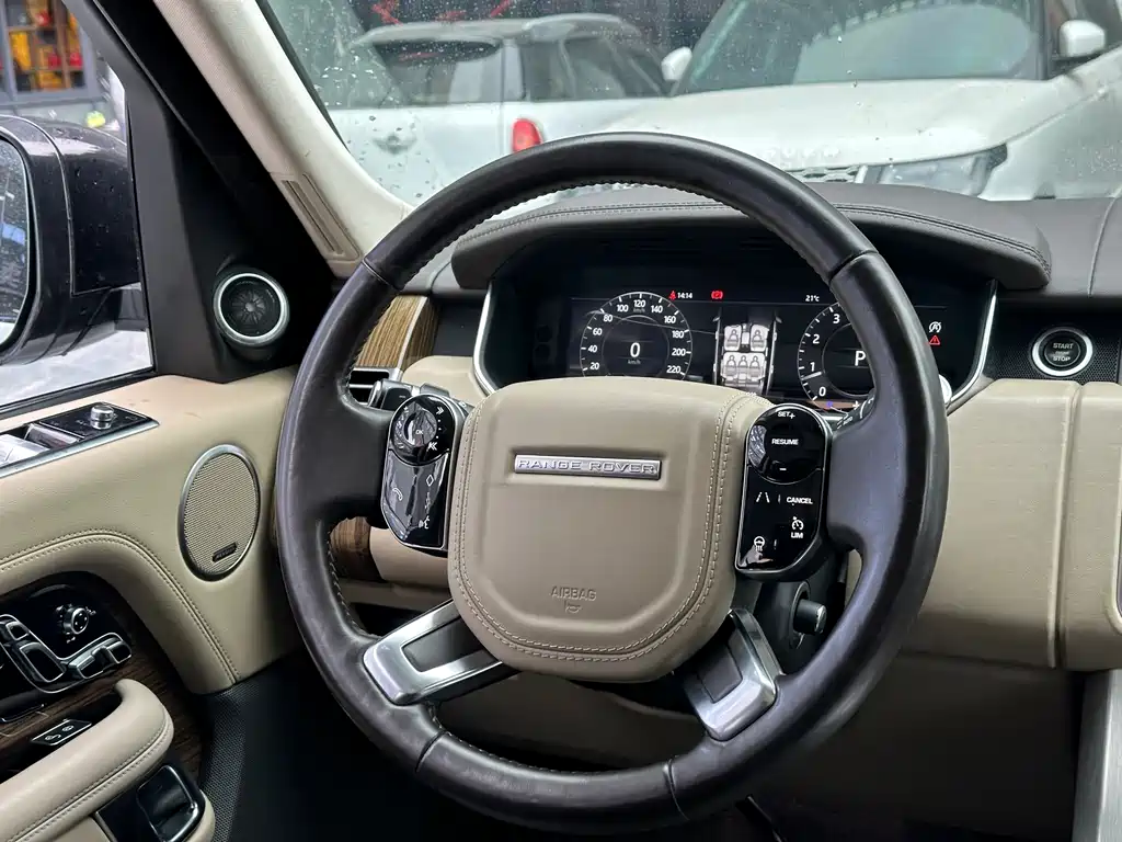Land Rover Range Rover 2018 — фото 4