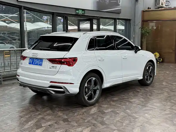 Audi Q3 2023