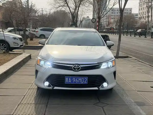 Toyota Camry 2016