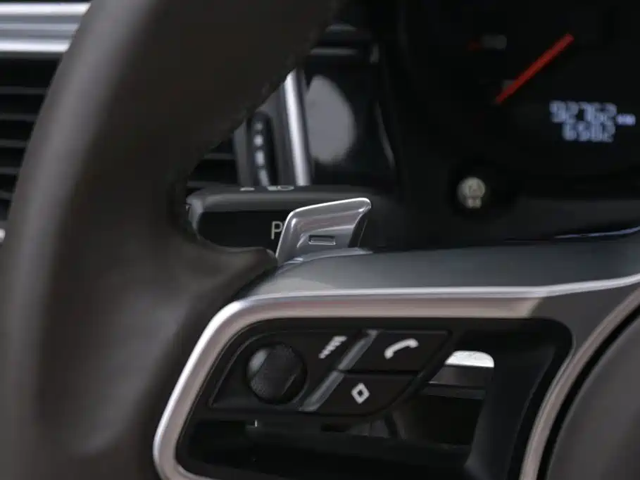 Porsche Macan 2015 — фото 33