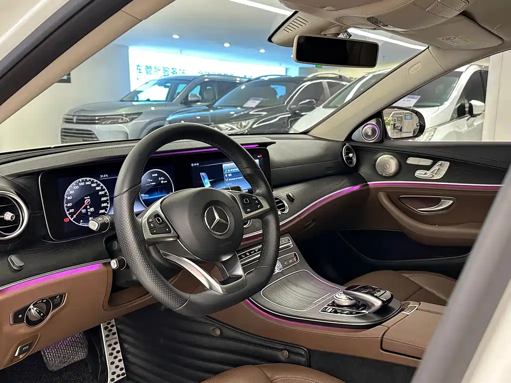 Mercedes-Benz E-Class 2018 — фото 10