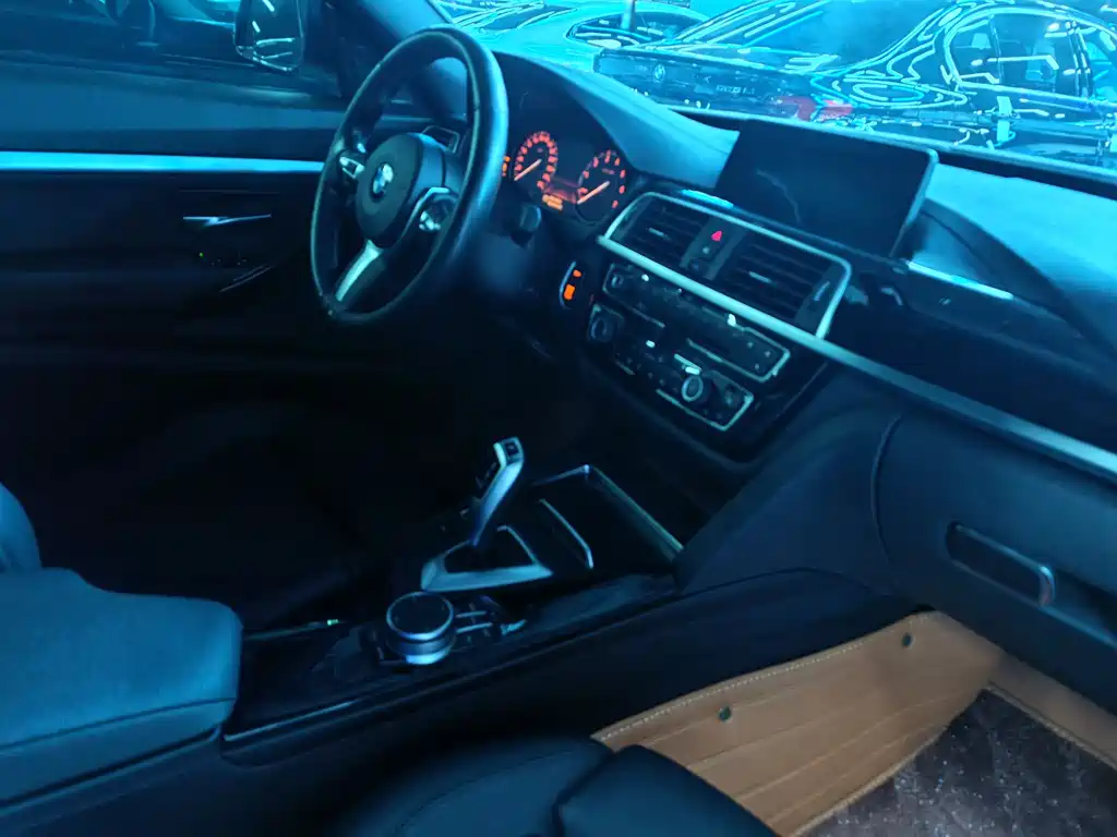 BMW 3 Series GT 2020 — фото 17