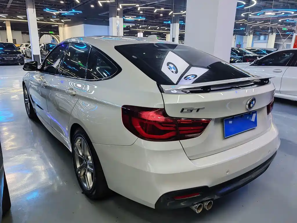 BMW 3 Series GT 2020 — фото 20