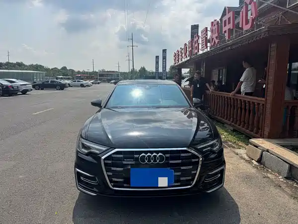 Audi A6L 2025
