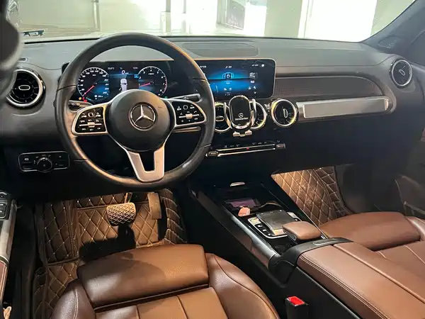 Mercedes-Benz GLB 2020