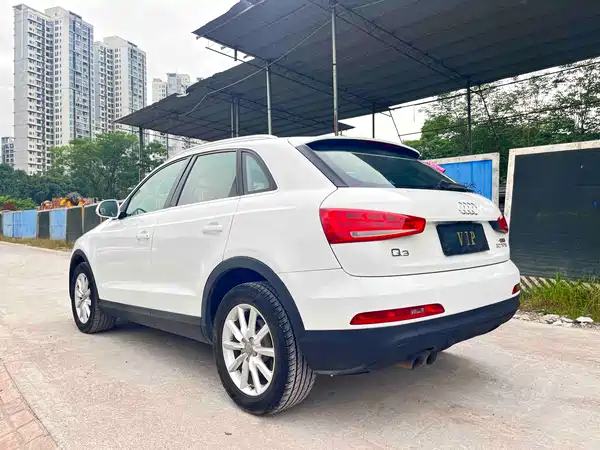 Audi Q3 2015