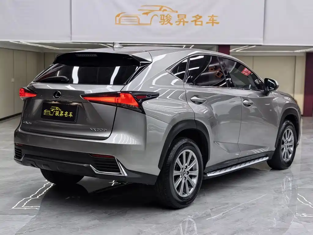 Lexus NX 2017 — фото 6