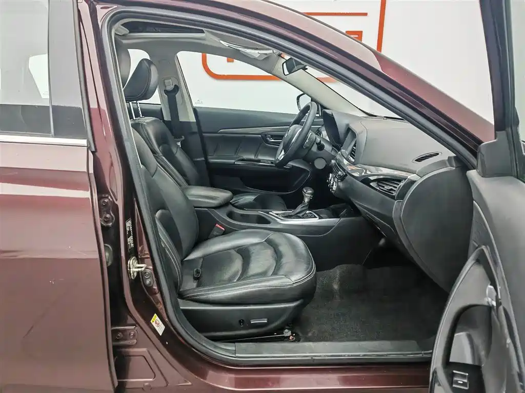 GAC Motor Trumpchi GA6 2018 — фото 23