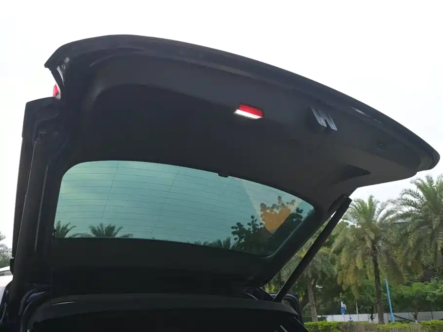 Volkswagen Tiguan 2019 — фото 11