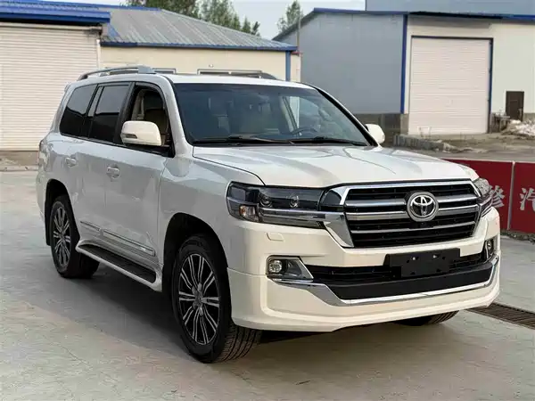 Toyota Land Cruiser 2014
