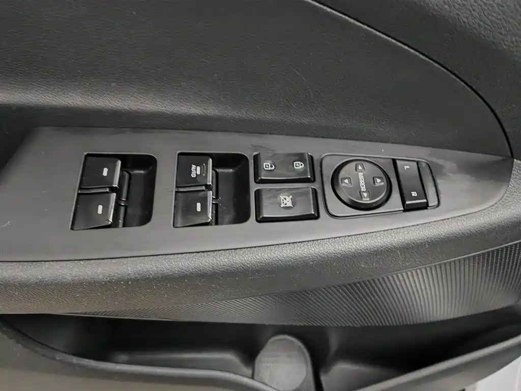Hyundai Tucson 2016 — фото 9