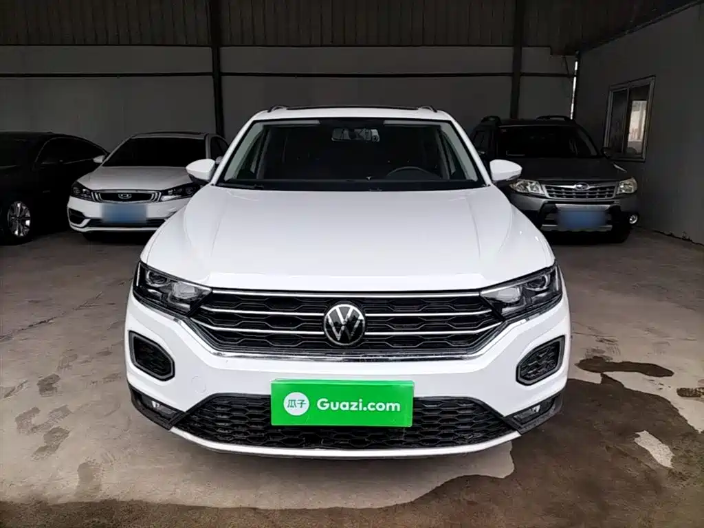 Volkswagen T-Roc 2021 — фото 3