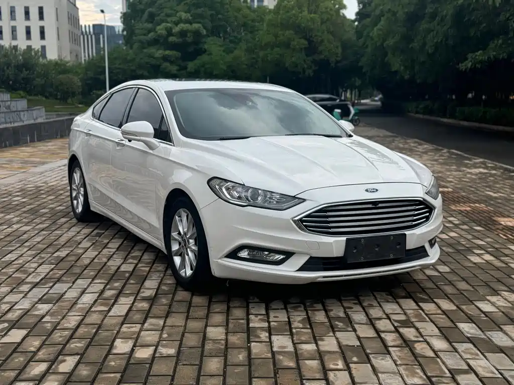 Ford Mondeo 2018 — фото 1