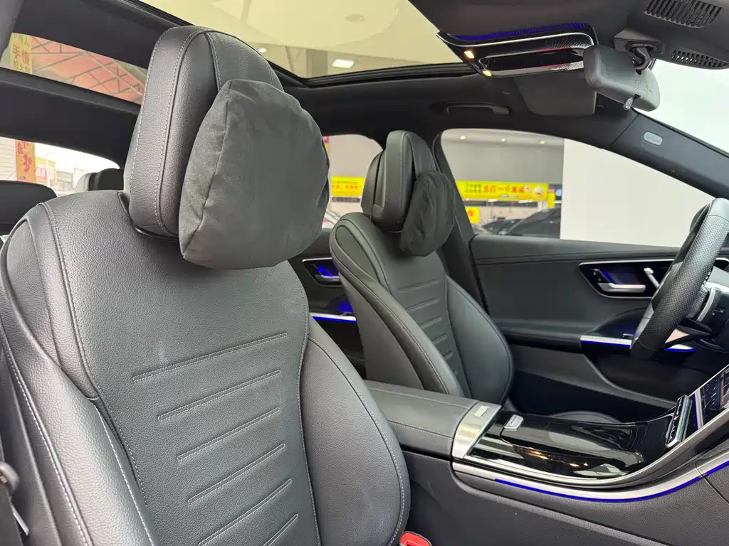 Mercedes-Benz C-Class 2024 — фото 14