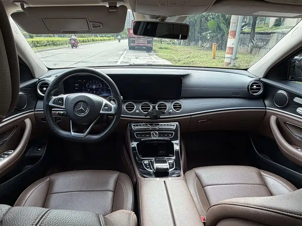 Mercedes-Benz E-Class 2017